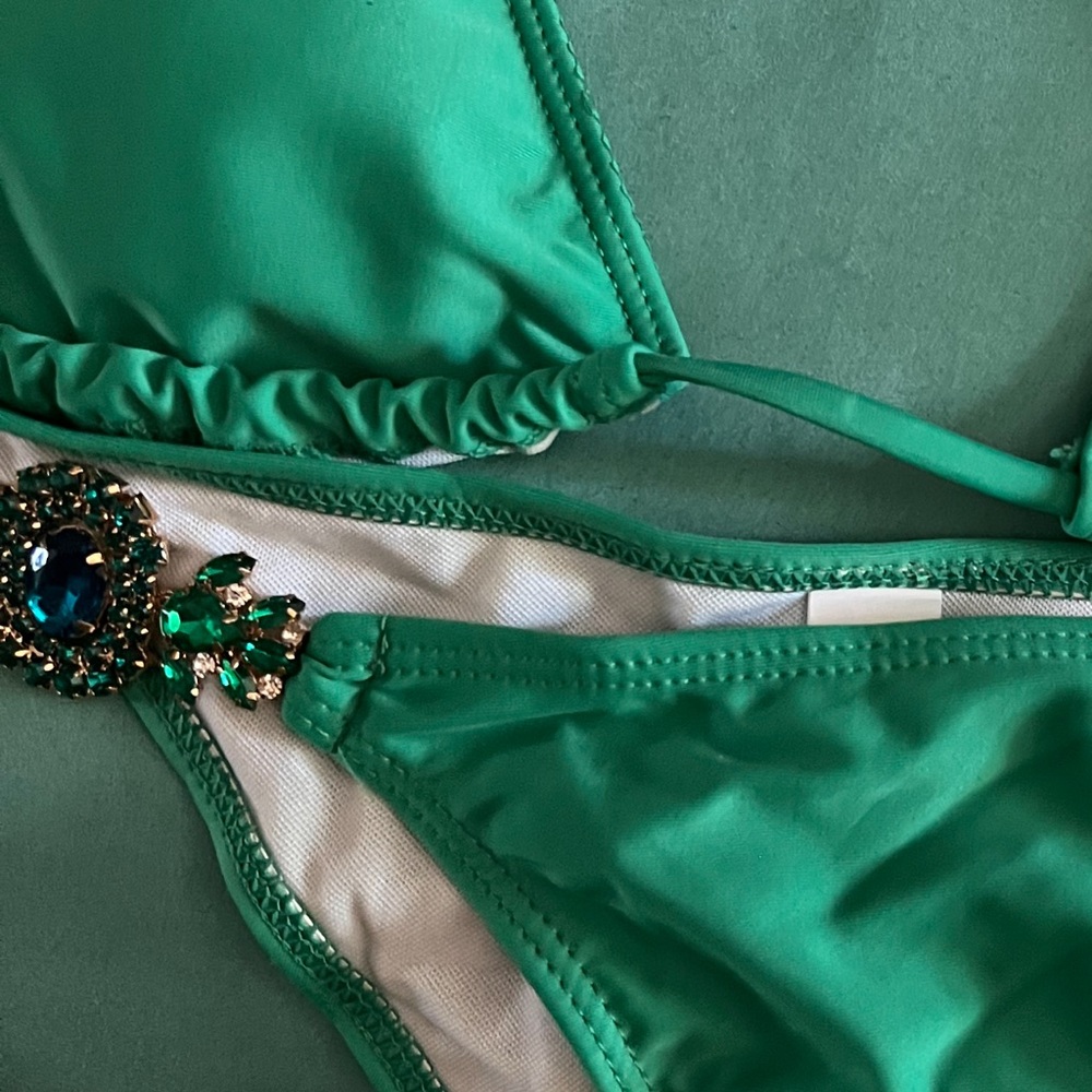 Bathing suite 2 piece . - Picture 5 of 7